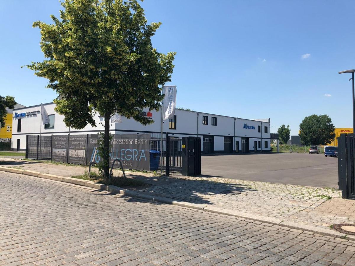 Monteurzimmer Berlin Pankow Mit Dachterrasse - Nur 10 Min. Von Der A10 - 3 Zimmer/ 7 Betten Екстер'єр фото